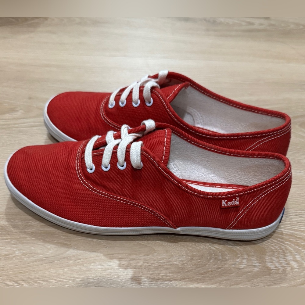 Keds Classic Red Canvas Sneakers Size 7